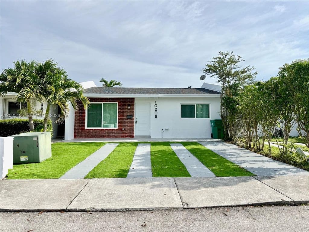 2-bedroom Single-Family Home — 10209 SW 20th Ter
