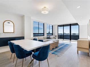 2+1 Condo — 1330 West Ave APT 2107, Miami Beach, 33139