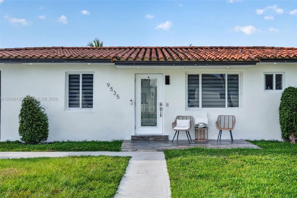 3+1 Müstakil ev — 9535 SW 42nd St