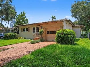 3+1 Müstakil ev — 236 Candia Ave, Coral Gables, 33134