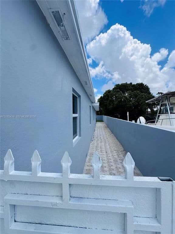 4-bedroom Single-Family Home — 82 E 16th St