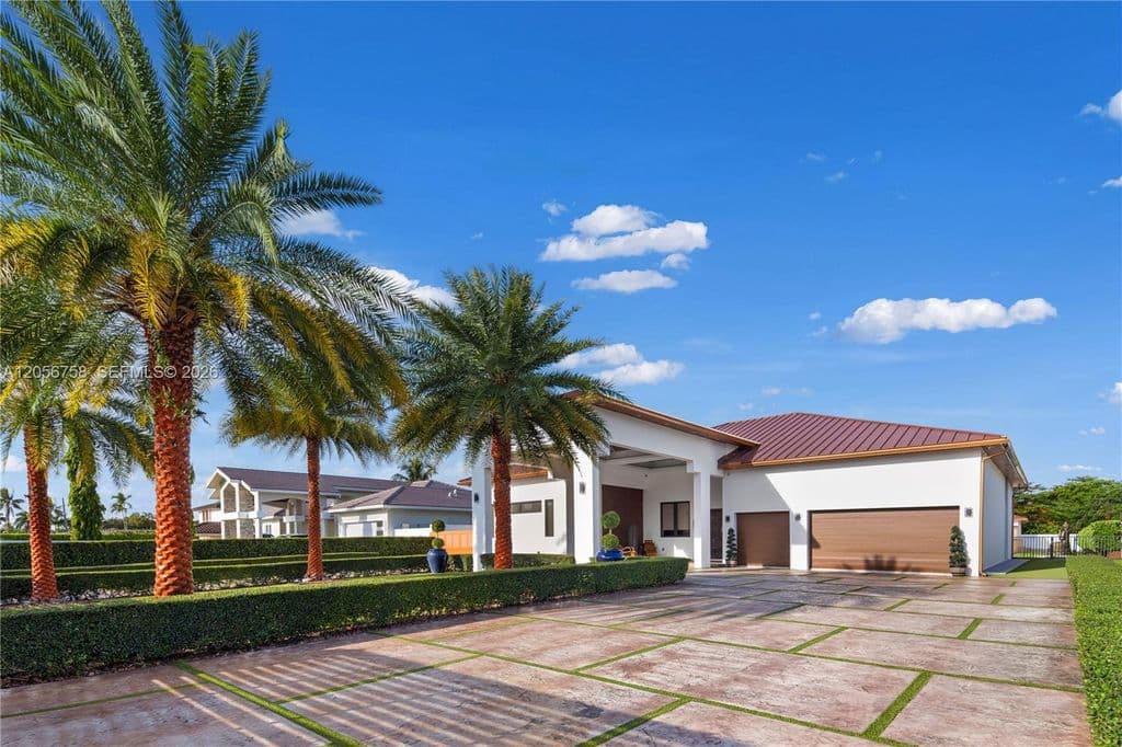 4+1 Müstakil ev — 3585 SW 129th Ave