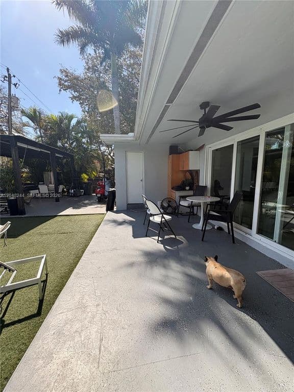 4-bedroom Single-Family Home — 12125 NE 2nd Ave