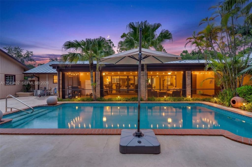 4-bedroom Single-Family Home — 19120 SW 270th St