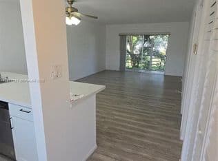 1+1 Condo — 3511 Inverrary Dr APT 205, Fort Lauderdale, 33319