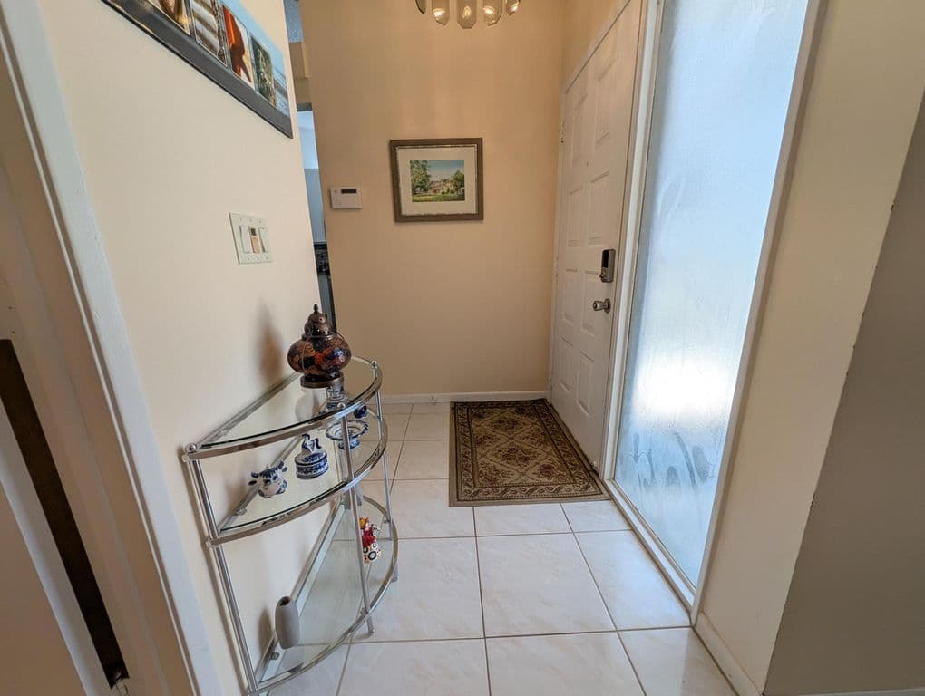 2-bedroom Condo — 8246 Springview Terrace