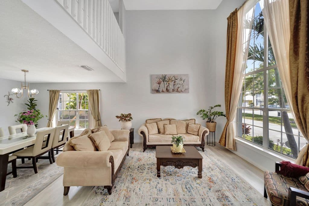 4-bedroom Single-Family Home — 5456 NW 44th Way