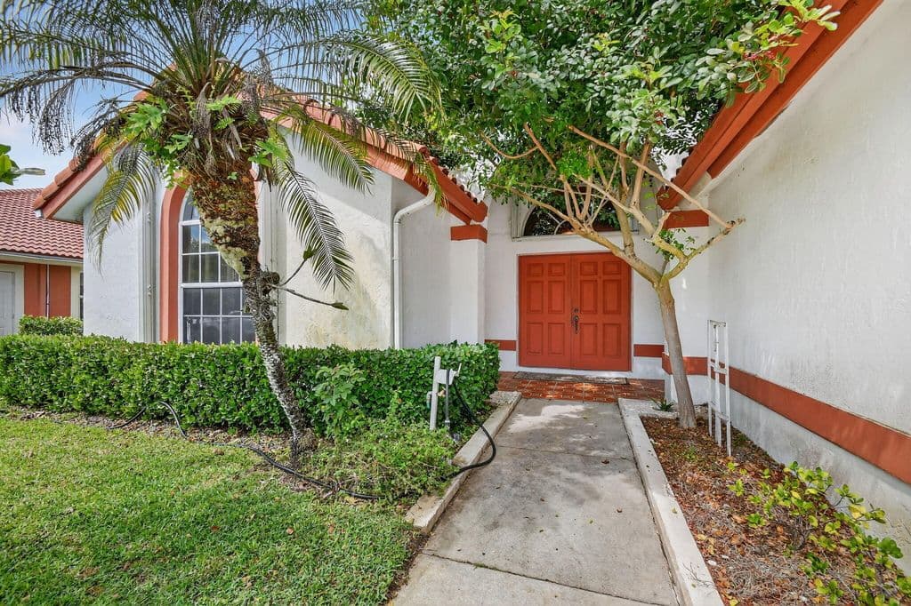 4+1 Müstakil ev — 2453 Stonegate Drive