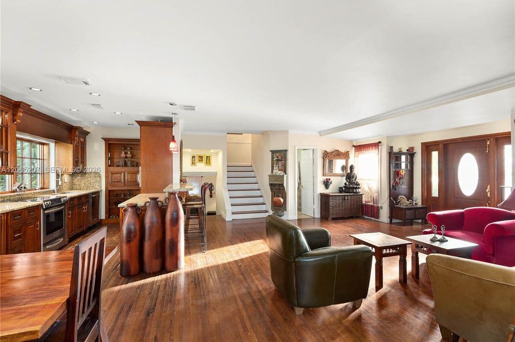 3-bedroom Single-Family Home — 6315 Maynada St