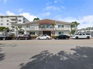 1+1 Condo — 8040 Tatum Waterway Dr APT 11, Miami Beach, 33141