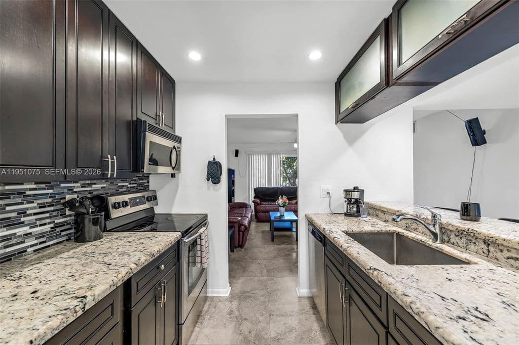 2-bedroom Condo — 10772 La Placida Dr #7203