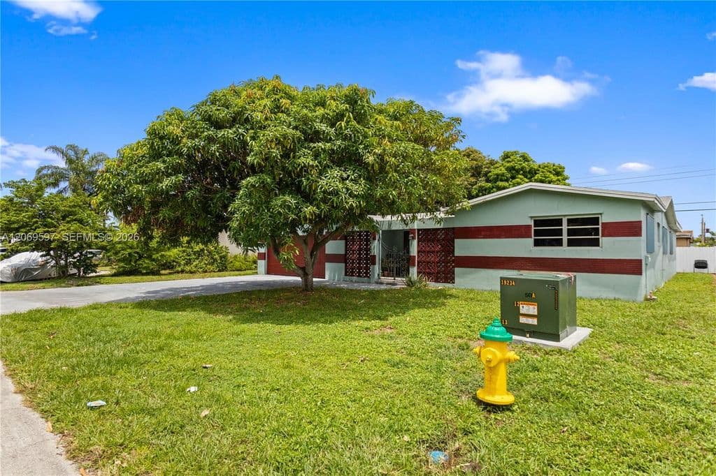 4-bedroom Single-Family Home — 7531 Harbour Blvd