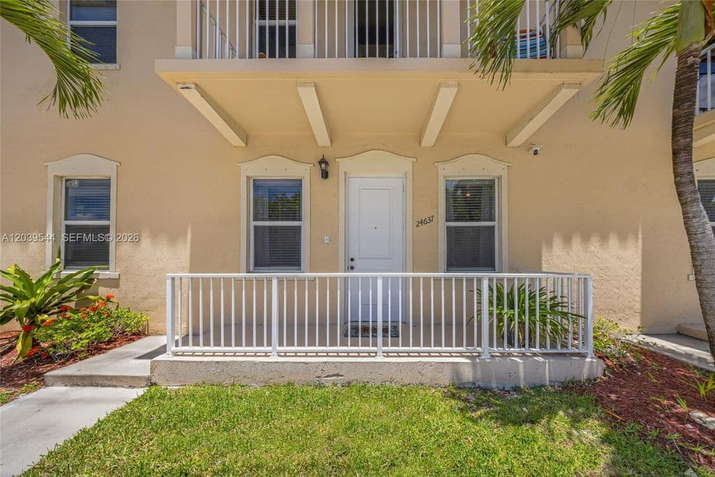 4-bedroom Property — 24637 SW 117th Ave