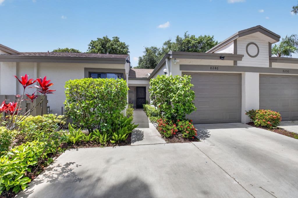 2-bedroom Condo — 8246 Springview Terrace