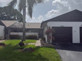2-bedroom Condo — 6304 Wedgewood Terrace #B8, Tamarac, 33321