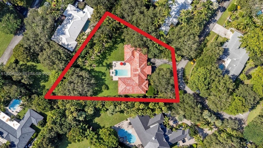 5+1 Müstakil ev — 6500 SW 127th St