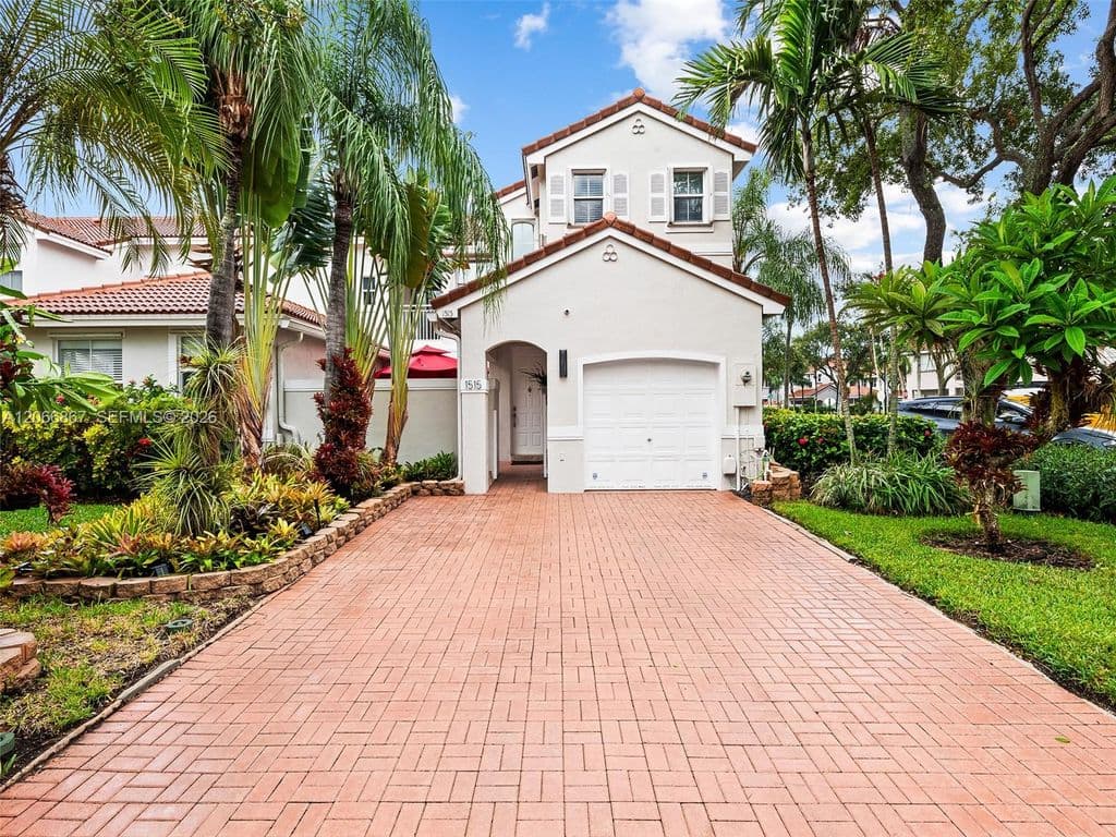 3-bedroom Property — 1515 Seagrape Way