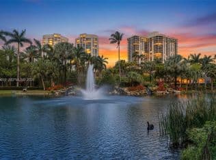 2-bedroom Condo — 19101 NE 36th Ct Unit 705, Aventura, 33180