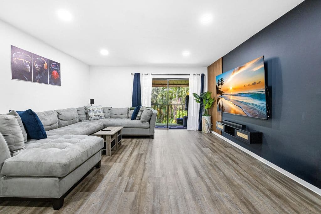 2+1 Condo — 22415 SW 61ST Way #206