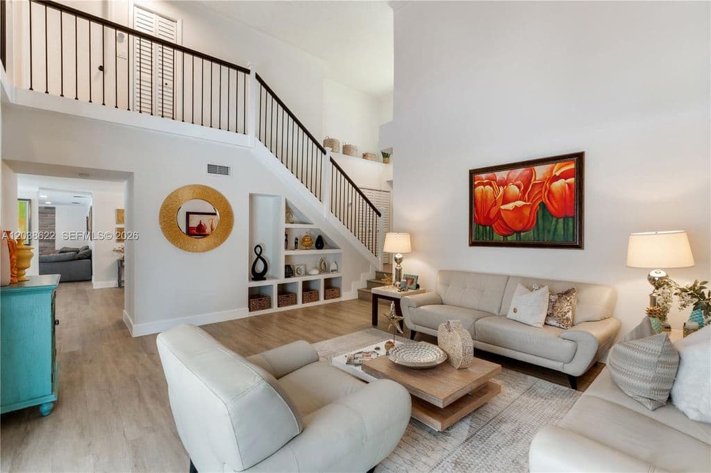 5+1 Müstakil ev — 14830 SW 149th St