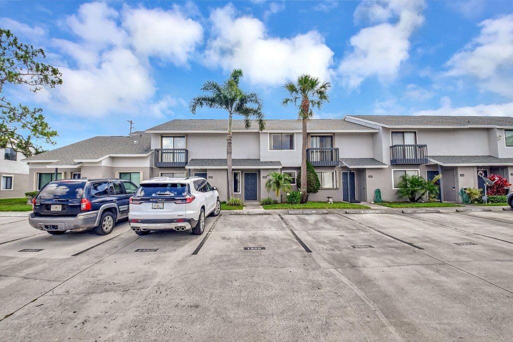 2-bedroom Property — 1506 Wharf Lane