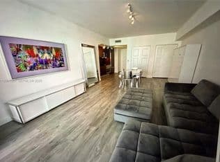 Condo — 475 Brickell Ave APT 4910, Miami, 33131