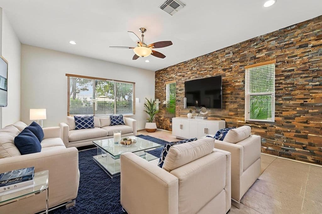 5-bedroom Single-Family Home — 553 Gazetta Way