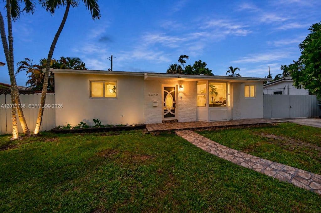 2-bedroom Single-Family Home — 9450 SW 25th Dr