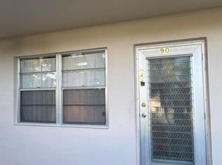 2-bedroom Condo — 90 WINDSOR E, West Palm Beach, 33417