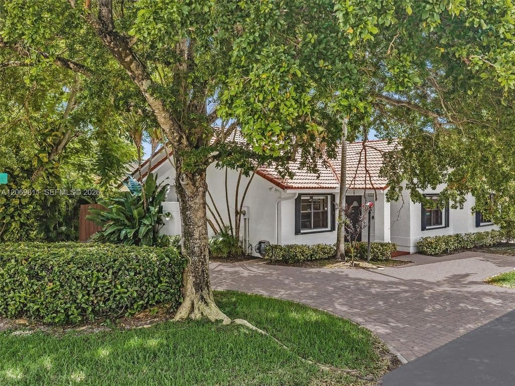3-bedroom Single-Family Home — 7457 SW 112th Pl