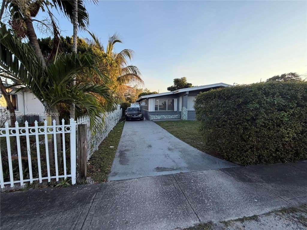 3-bedroom Single-Family Home — 354 NE 173rd St