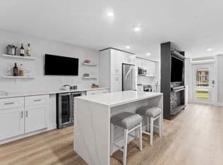 1+1 Condo — 108 Paradise Harbour Boulevard #107, North Palm Beach, 33408