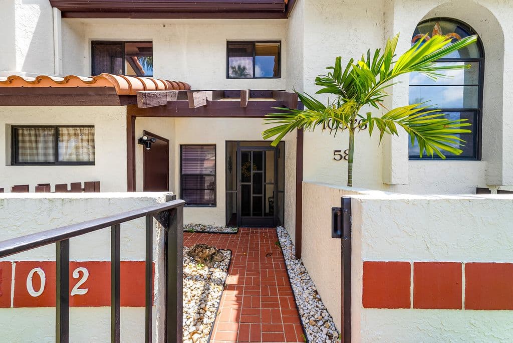 3-bedroom Condo — 10576 Tropic Palm Avenue #102