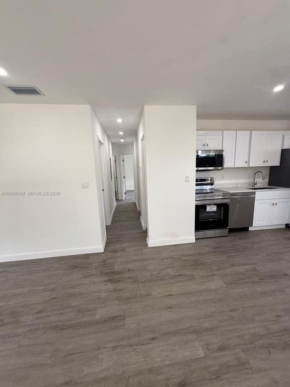 3+1 Müstakil ev — 2530 NW 14th Ct