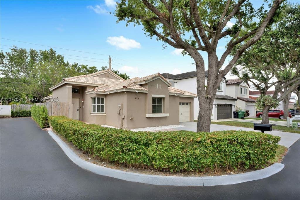 3-bedroom Single-Family Home — 11491 SW 72nd Ter