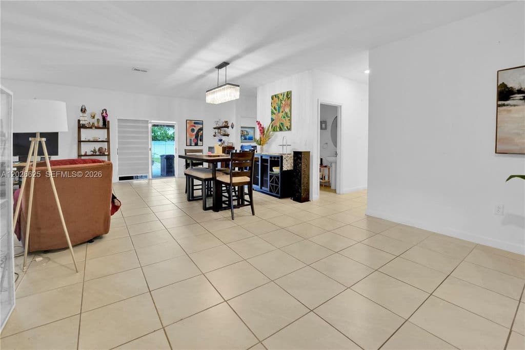 3-bedroom Single-Family Home — 21460 SW 127th Pl