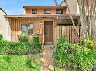 2+1 Townhouse — 4165 S PINE ISLAND Road #4165, Davie, 33328