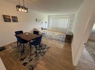 1+1 Condo — 4411 NW 16th Street #F204, Fort Lauderdale, 33313