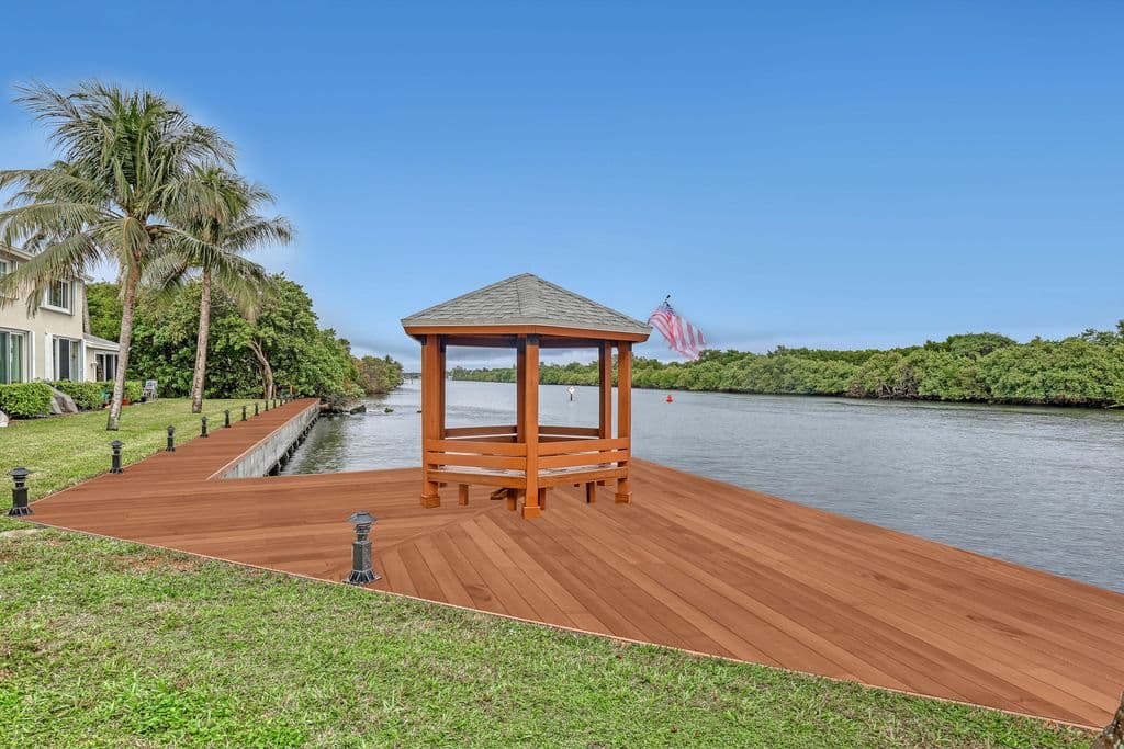 2-bedroom Property — 1004 Kokomo Key Lane