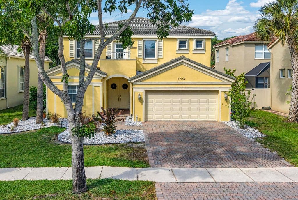 4+1 Müstakil ev — 2792 Shaughnessy Drive