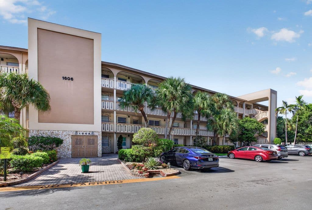 2+1 Condo — 1606 Abaco Drive #A1