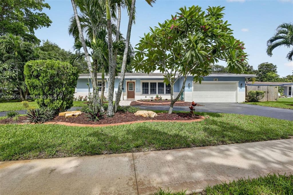 4-bedroom Single-Family Home — 801 Ixora Ln