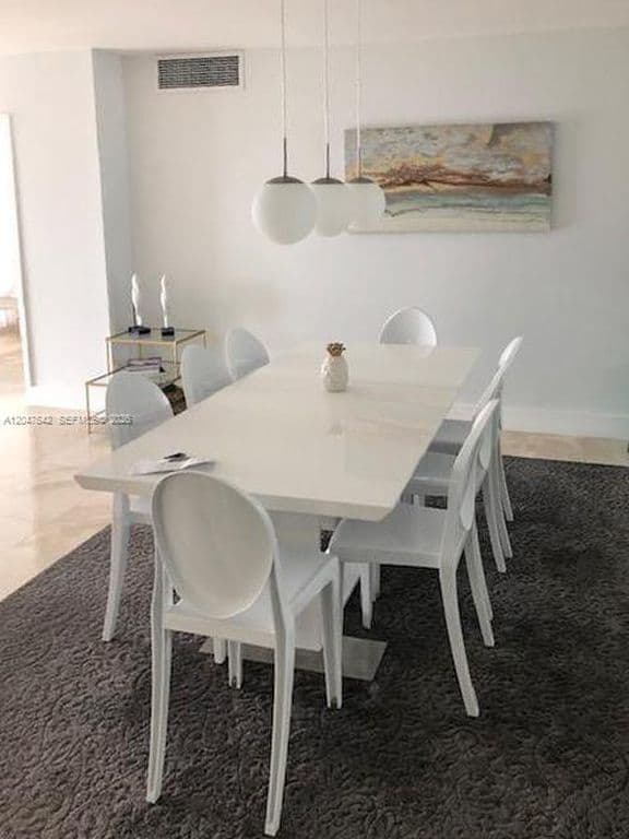 2+1 Condo — 5701 Collins Ave APT 1415