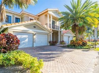6+1 Müstakil ev — 19529 SW 80th Ct, Cutler Bay, 33157
