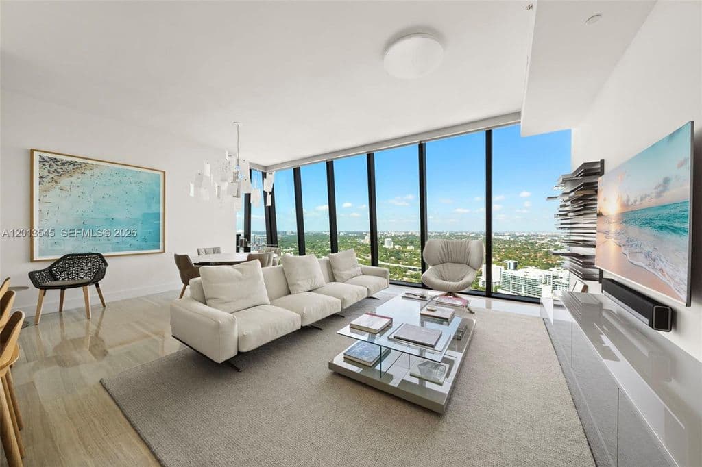 2+1 Condo — 1451 Brickell Ave Unit 4103