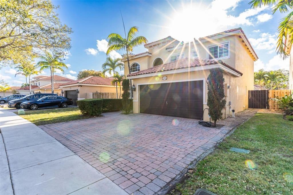 4-bedroom Single-Family Home — 1760 NE 36th Ave
