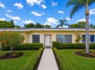2-bedroom Condo — 13788 Via Flora #B, Delray Beach, 33484