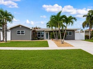 3-bedroom Single-Family Home — 935 Nautilus Isle, Dania, 33004