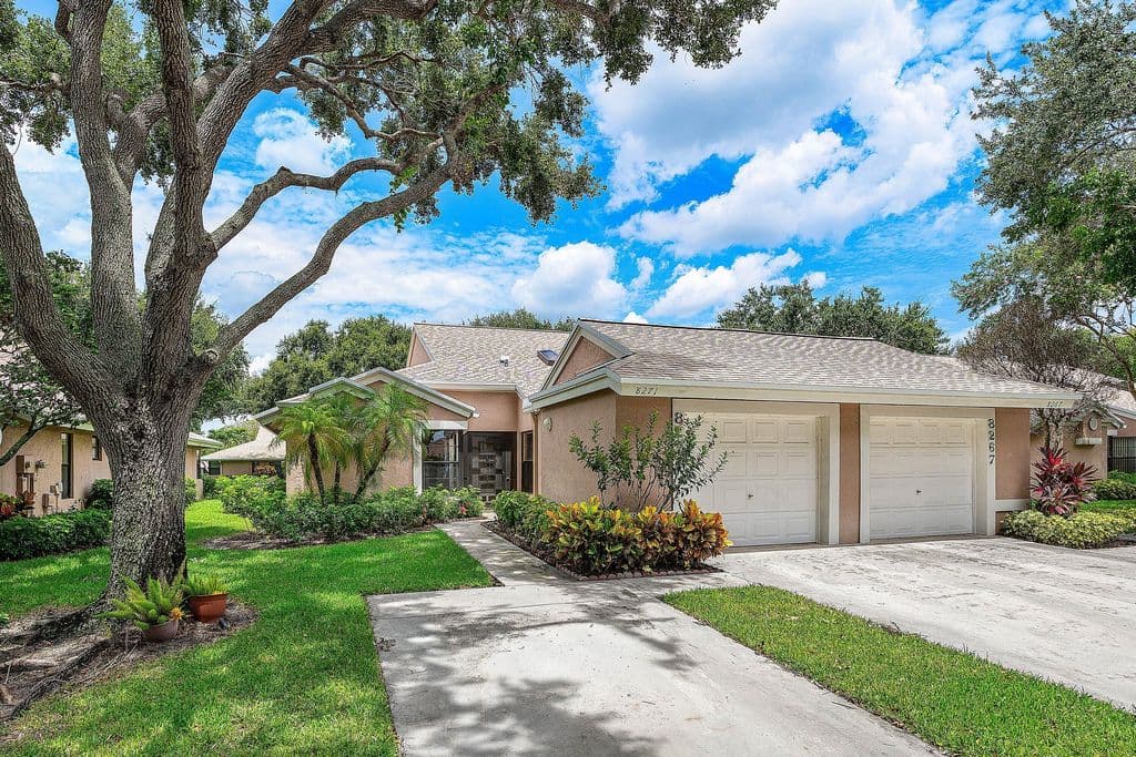 2+1 Condo — 8271 SUN LAKE Drive