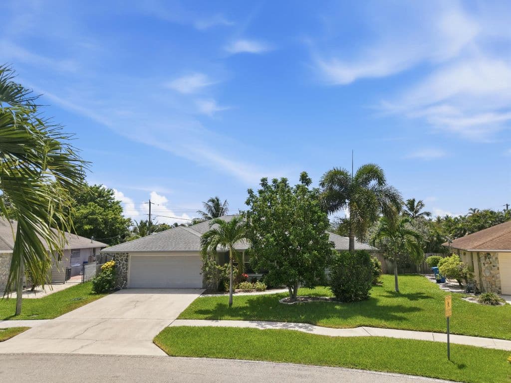 3-bedroom Single-Family Home — 1081 Palama Way